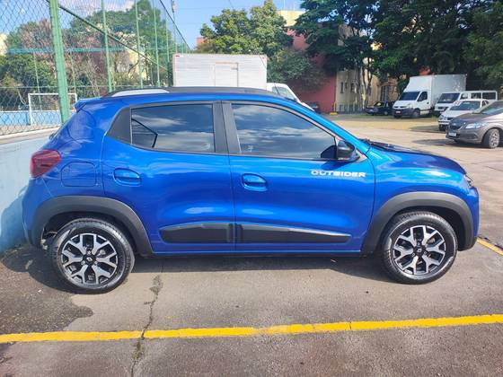 RENAULT KWID 1.0 12V SCE FLEX OUTSIDER MANUAL